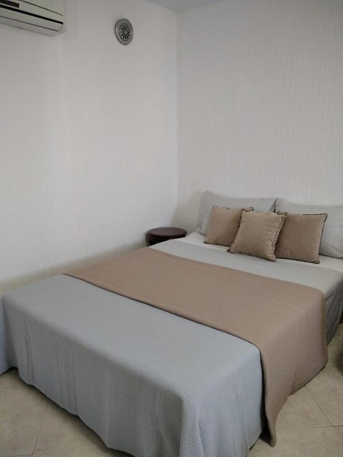 Aparttoni Dobra Voda Exteriér fotografie