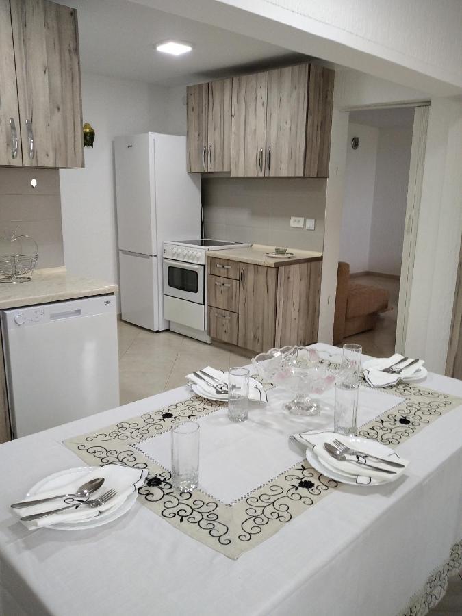 Aparttoni Dobra Voda Exteriér fotografie